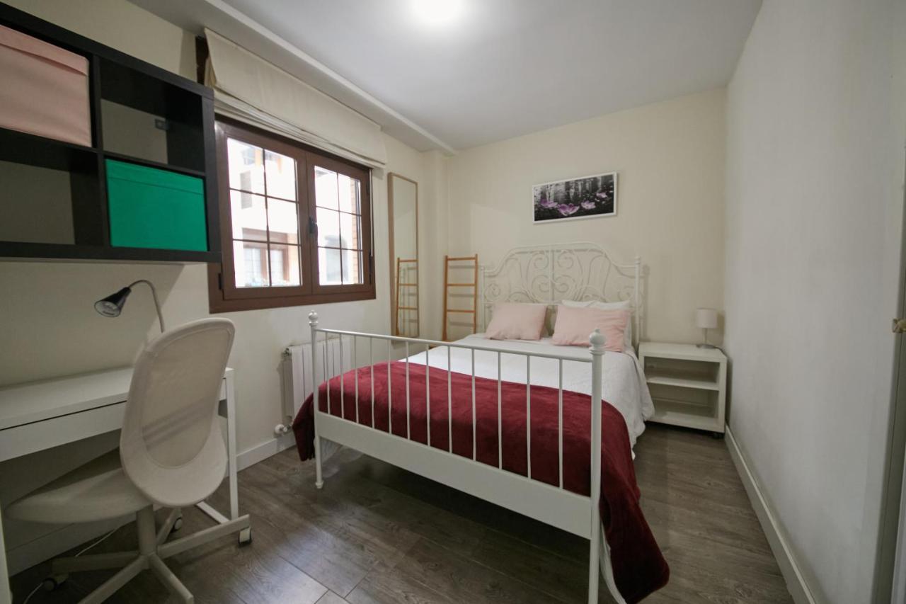 Apartamento Las Rozas Village Bagian luar foto