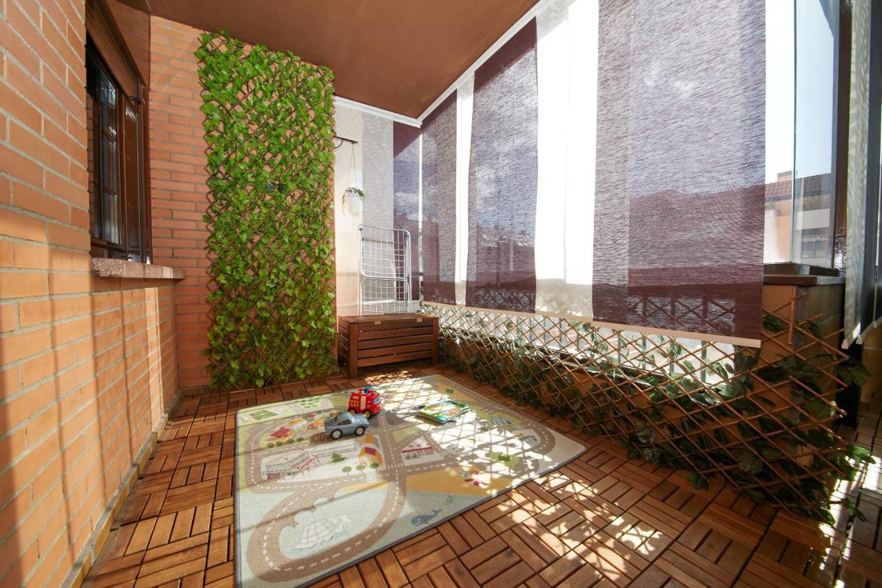 Apartamento Las Rozas Village Bagian luar foto
