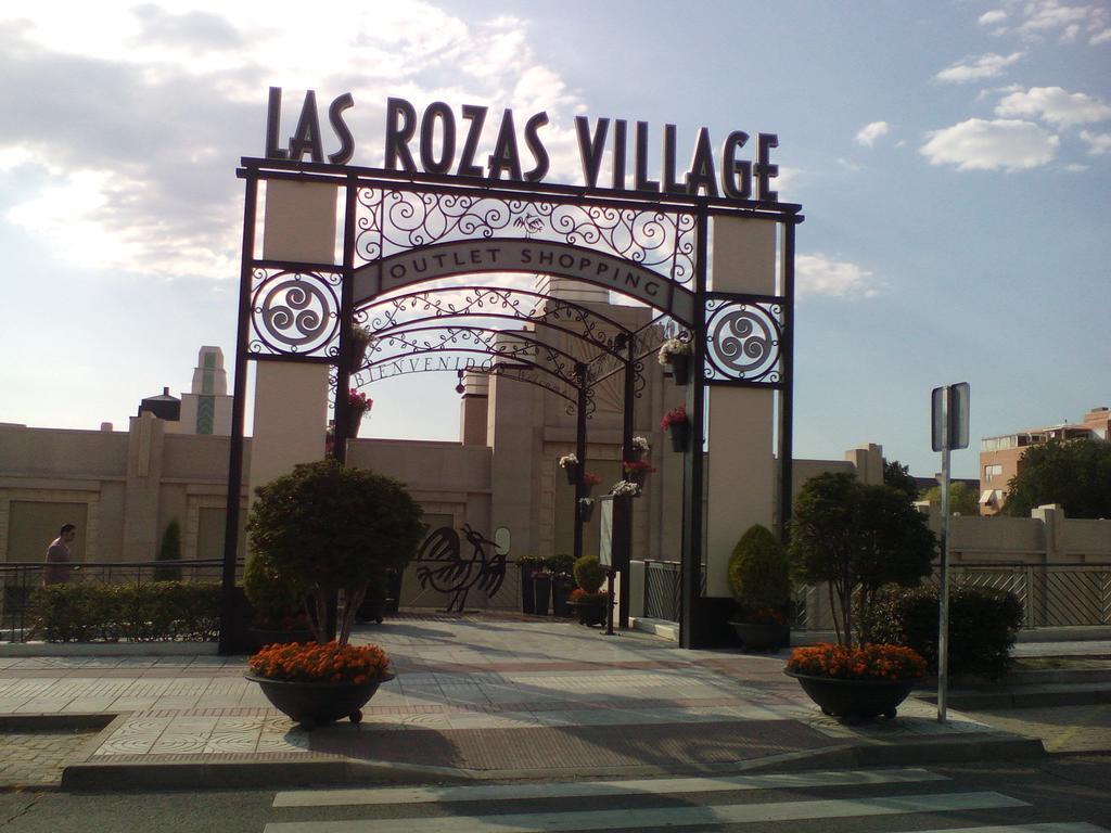 Apartamento Las Rozas Village Ruang foto